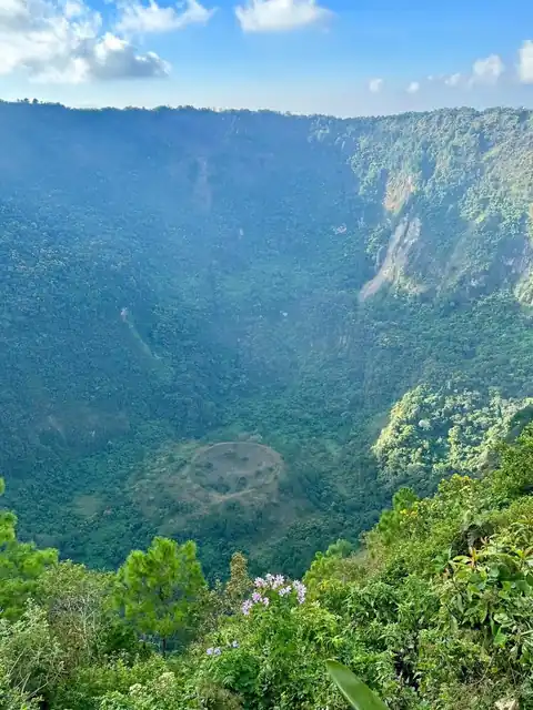 Cráter del Volcán El Boquerón en San Salvador