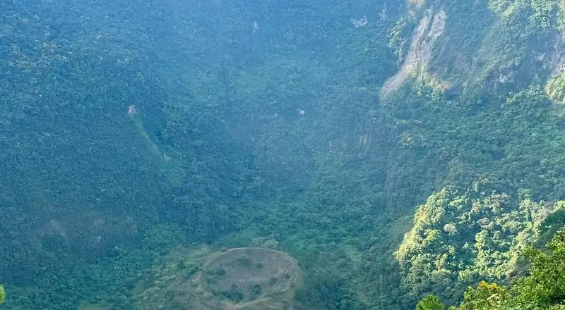 Senderos y mirador del Parque Nacional El Boquerón en San Salvador