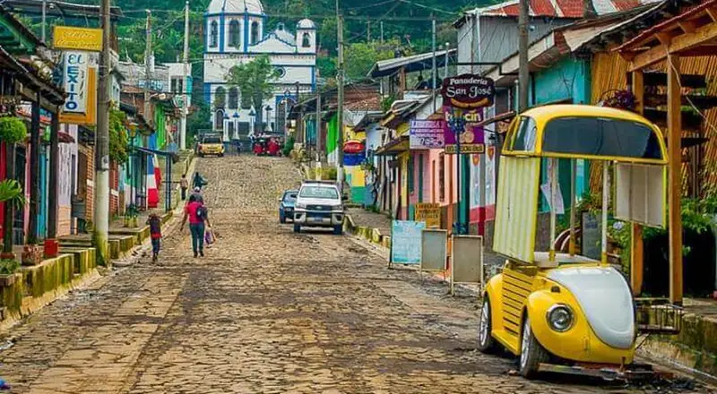 Tour a la Ruta de las Flores: Juayúa, Ataco y Apaneca en El Salvador